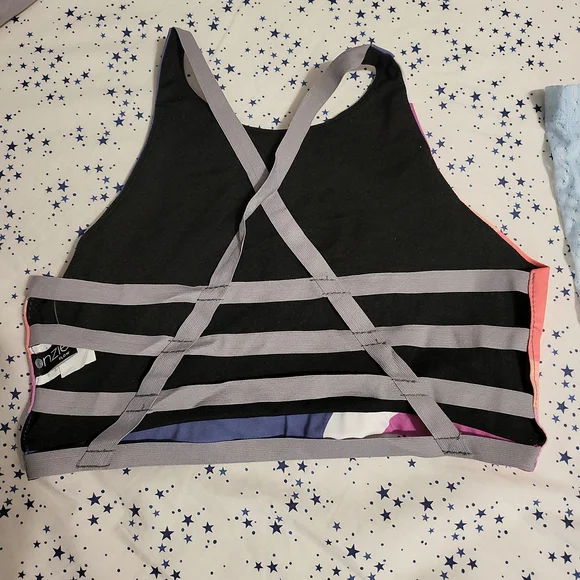 Bundle - Picture 5 of 8